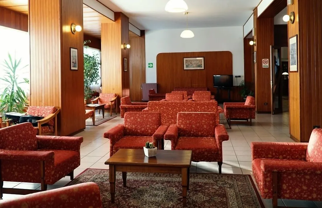 Family Hotel Como Rivisondoli-1